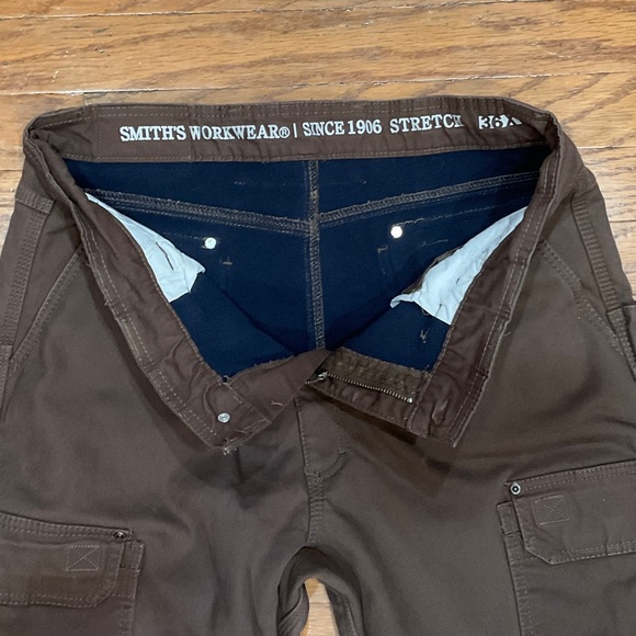 Men's Smith’s Lined Brown Cargo Pants - Picture 4 of 4